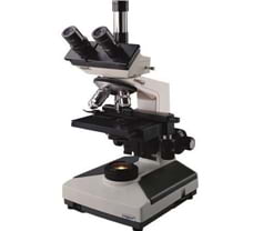 Trinocular microscope